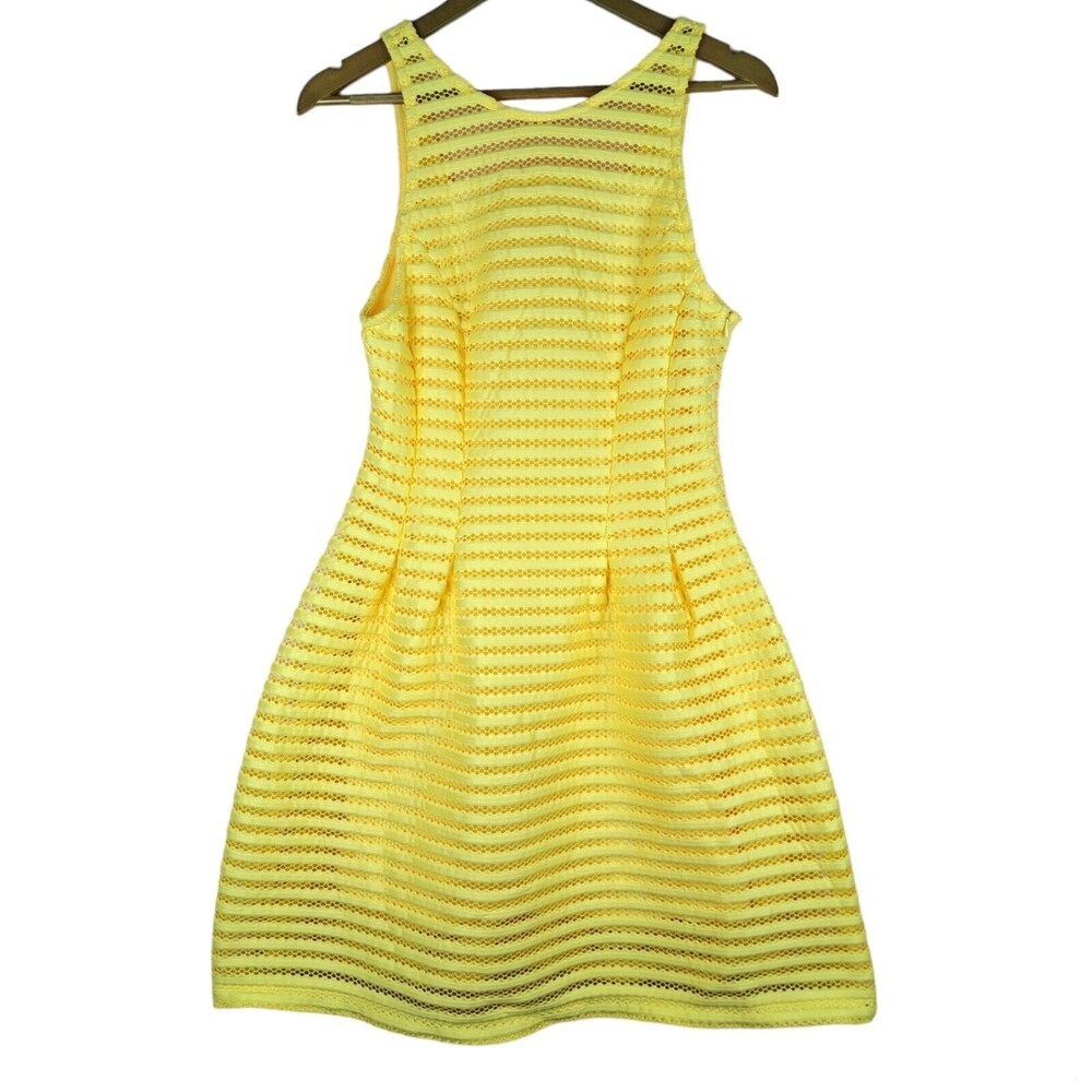 IT'S Women Yellow Dress Sleeveless Bee Cells Textured Size M Fit And Flare